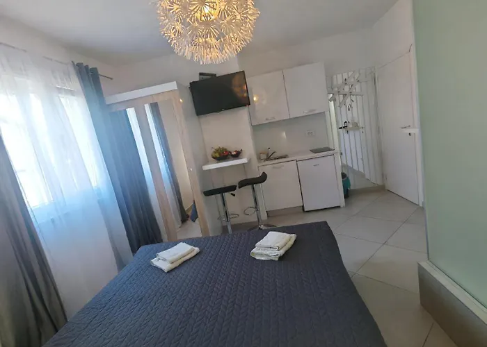 Infinity Apartamento Pinezići