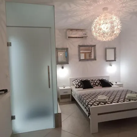Apartment Infinity Pinezici (Krk)