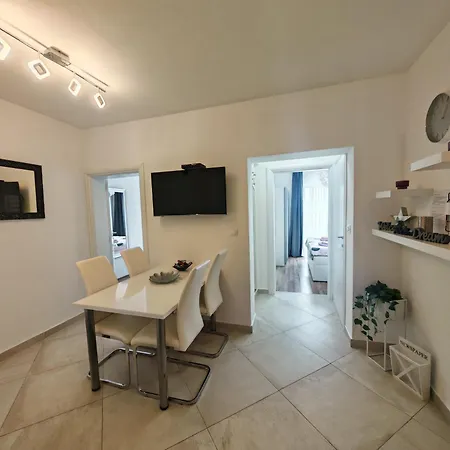 Apartament Infinity Pinezići