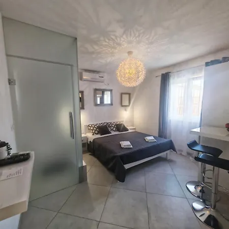 Infinity Apartman