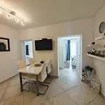 Apartment Infinity Pinezići